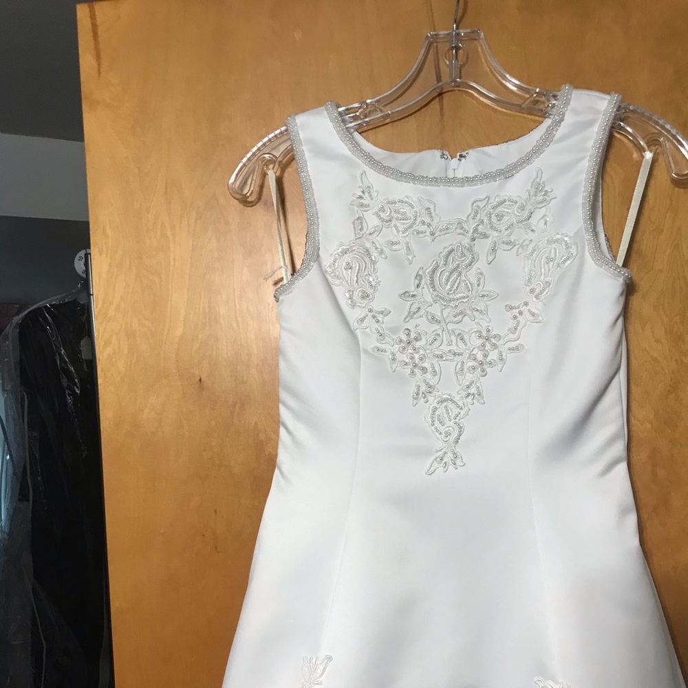 Junior bride gown, size 10